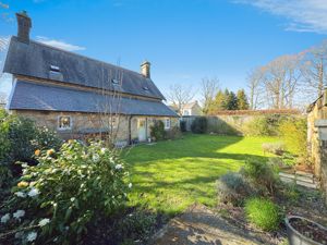 Photo 10- click for photo gallery